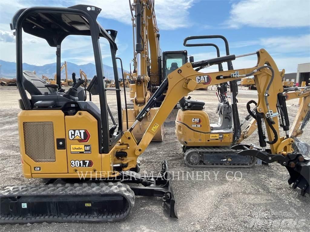 CAT 301.7 C1TH Pelle sur chenilles