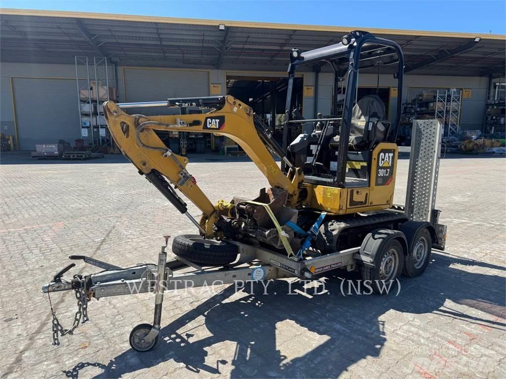 CAT 301.7CR Pelle sur chenilles