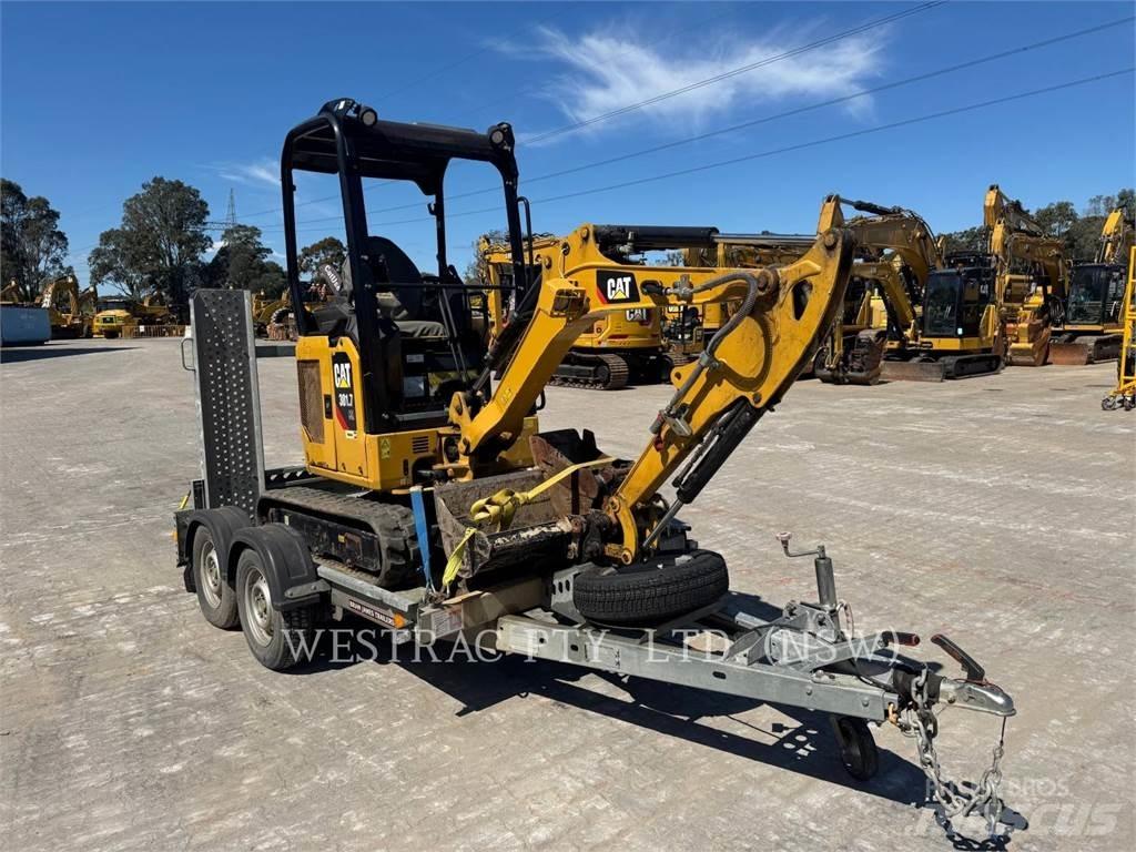 CAT 301.7CR Pelle sur chenilles