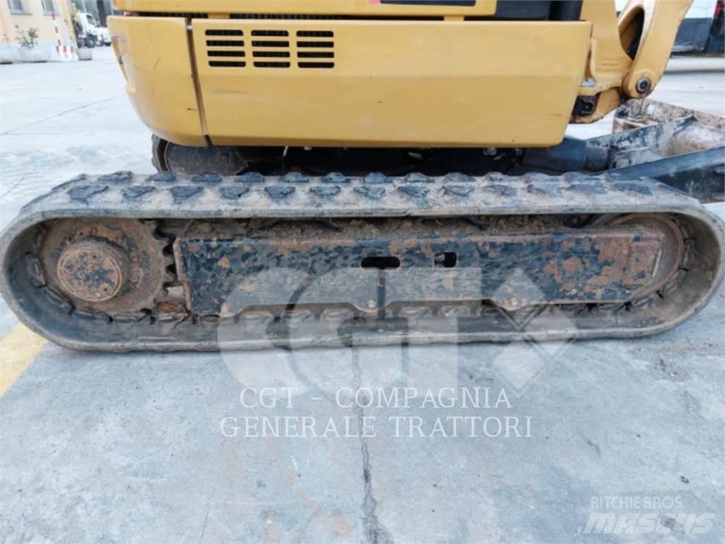 CAT 301.7D Pelle sur chenilles