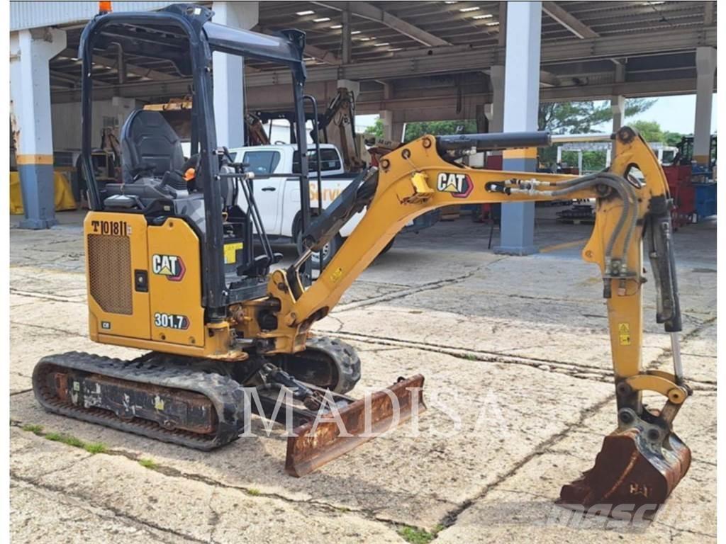 CAT 301.7D Pelle sur chenilles