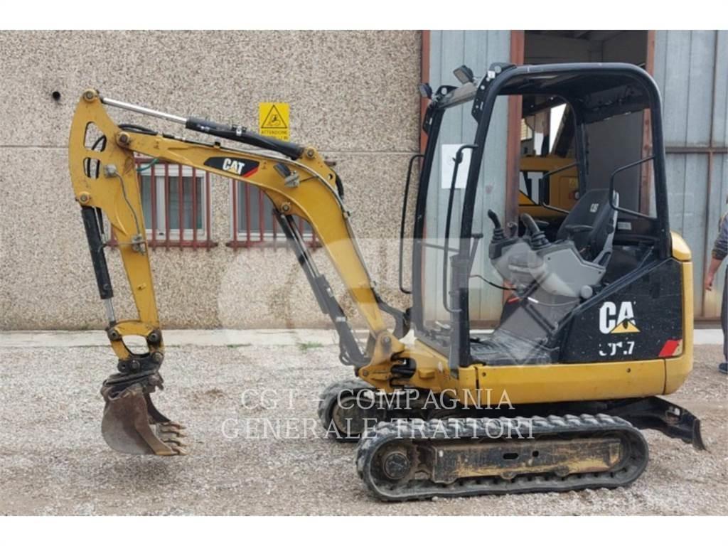 CAT 301.7D Pelle sur chenilles