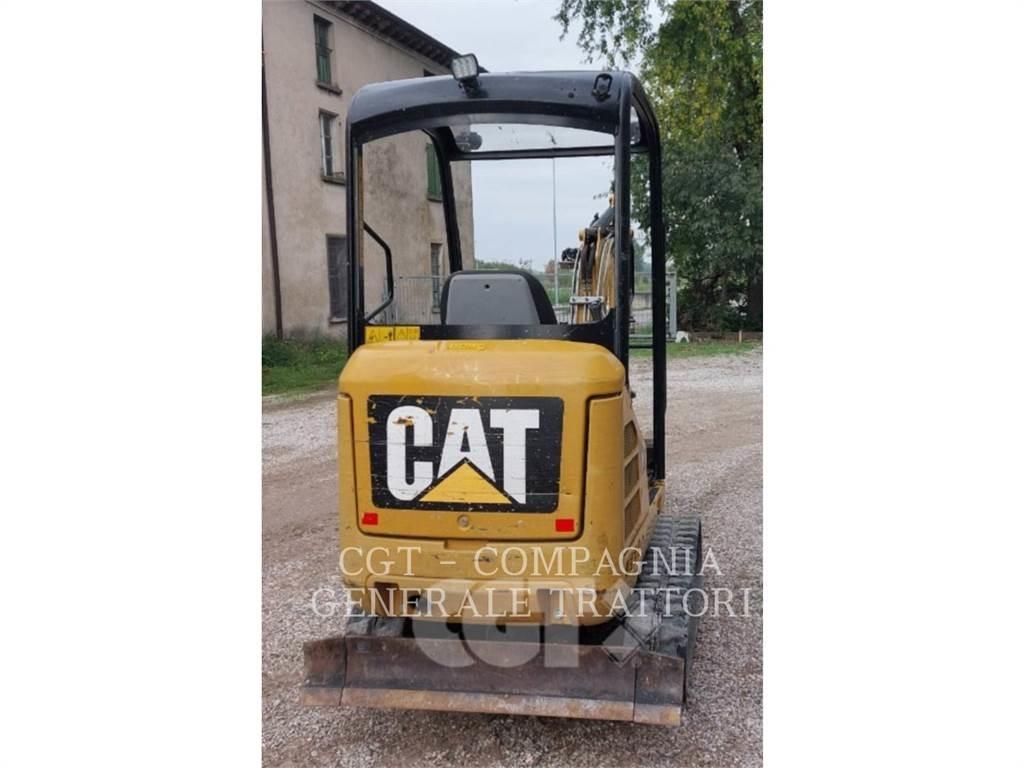 CAT 301.7D Pelle sur chenilles