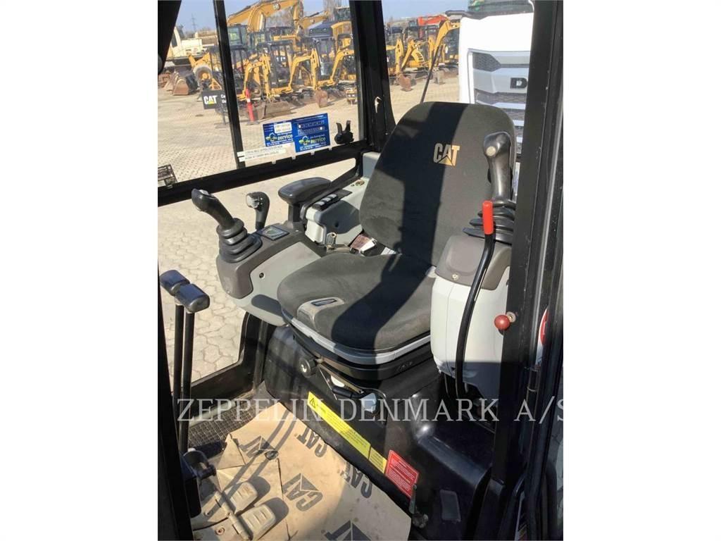 CAT 301.7D Pelle sur chenilles
