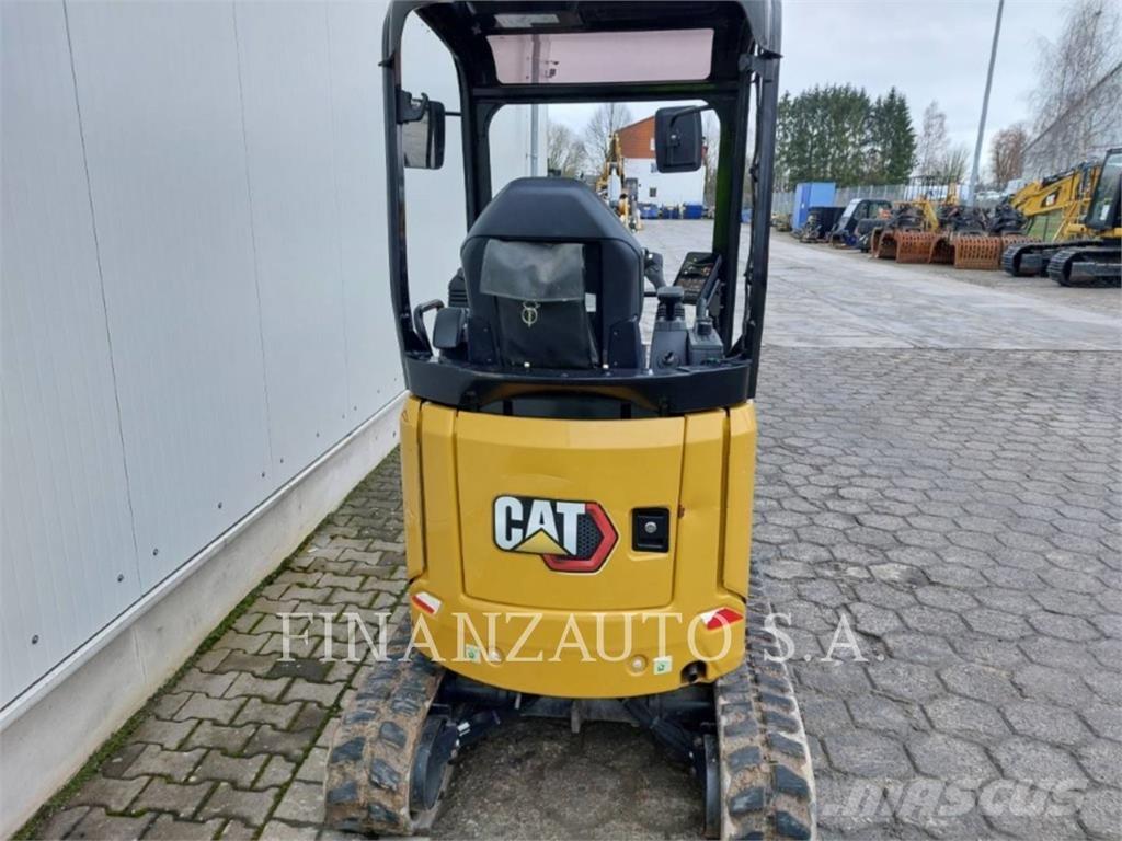 CAT 301.7D Pelle sur chenilles