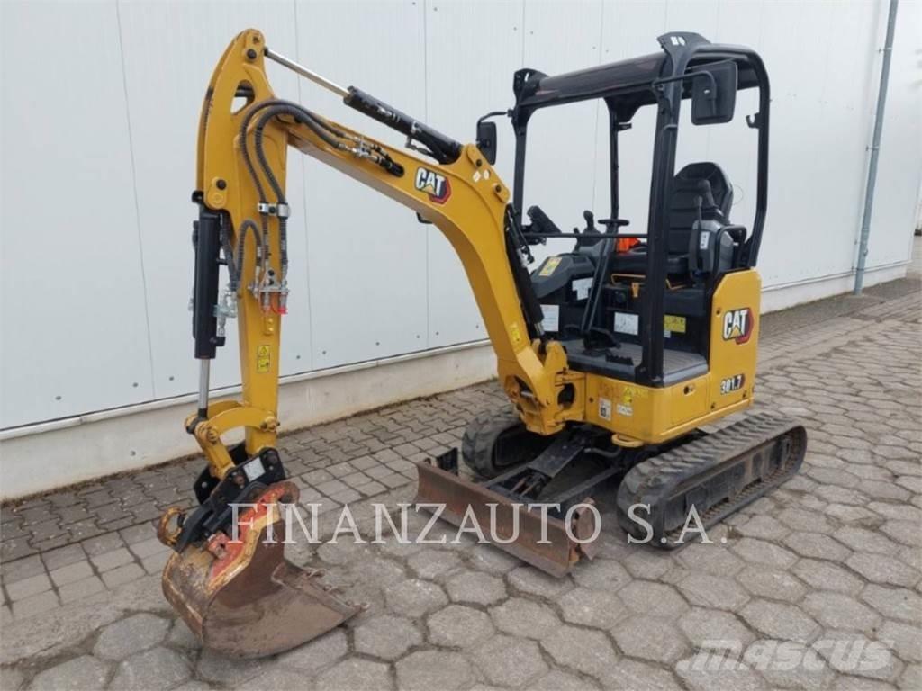 CAT 301.7D Pelle sur chenilles