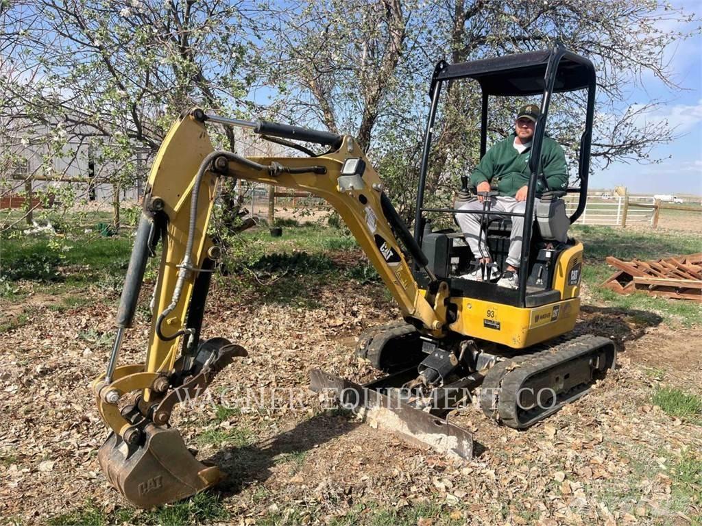 CAT 301.7D CR Pelle sur chenilles