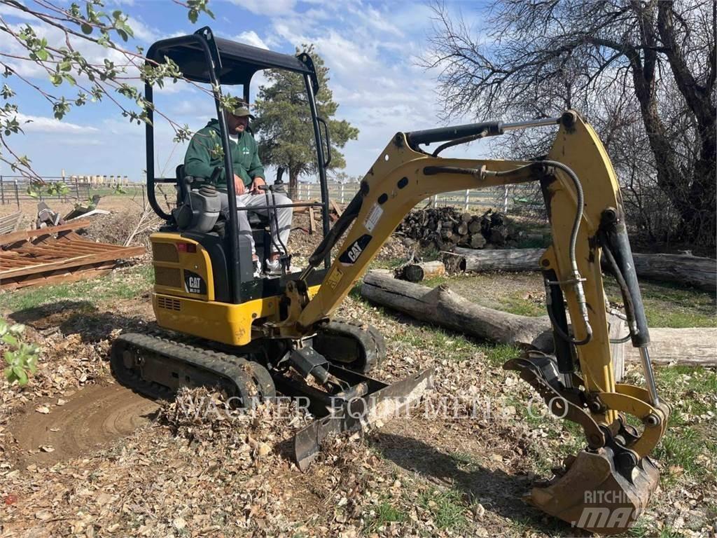 CAT 301.7D CR Pelle sur chenilles