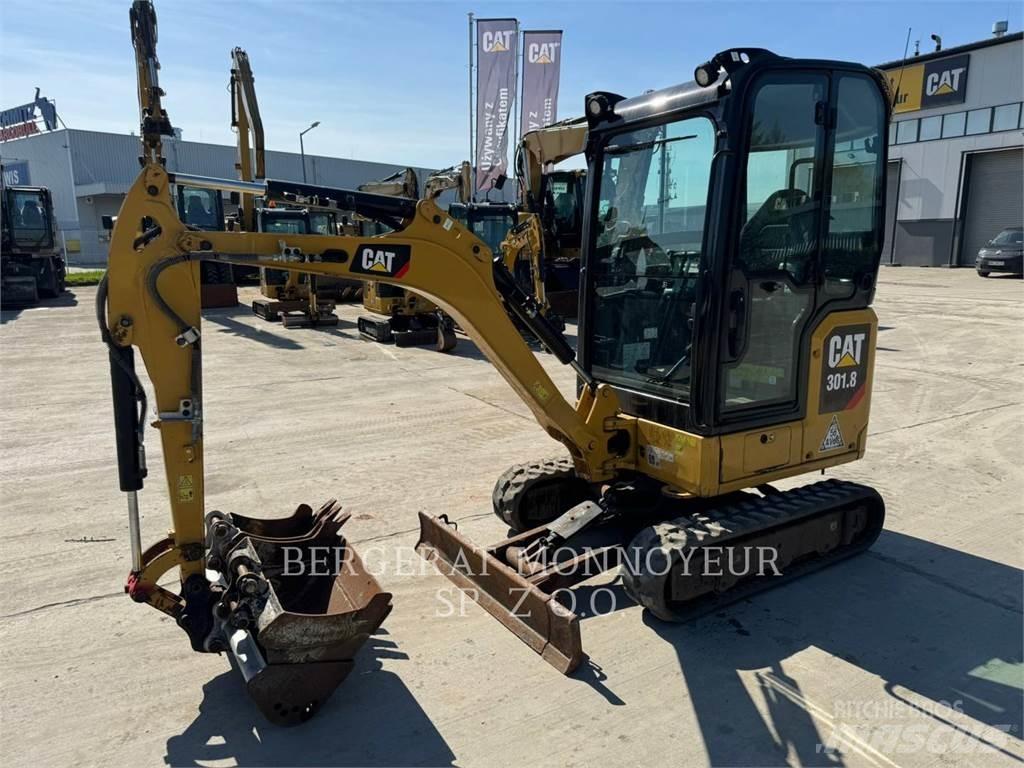 CAT 301.8 Pelle sur chenilles