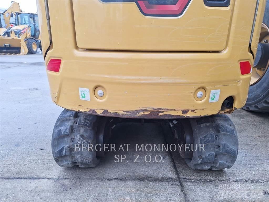 CAT 301.8 Pelle sur chenilles
