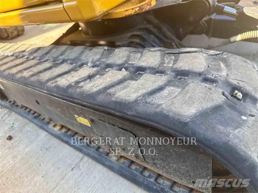 CAT 301.8 Pelle sur chenilles