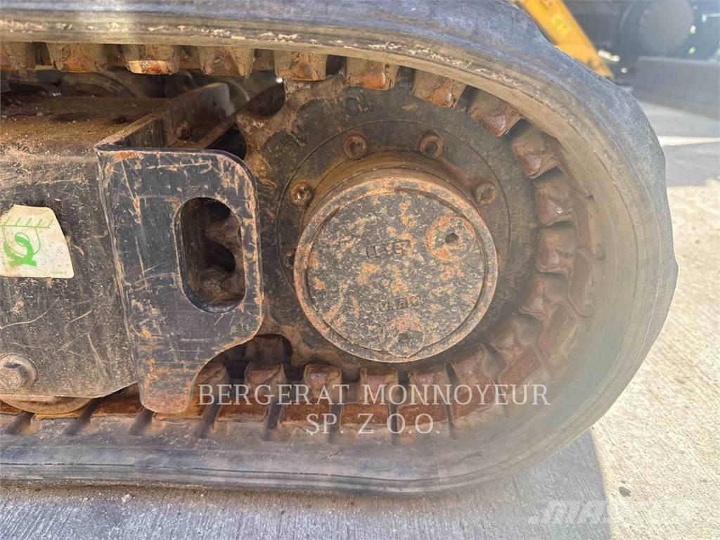 CAT 301.8 Pelle sur chenilles