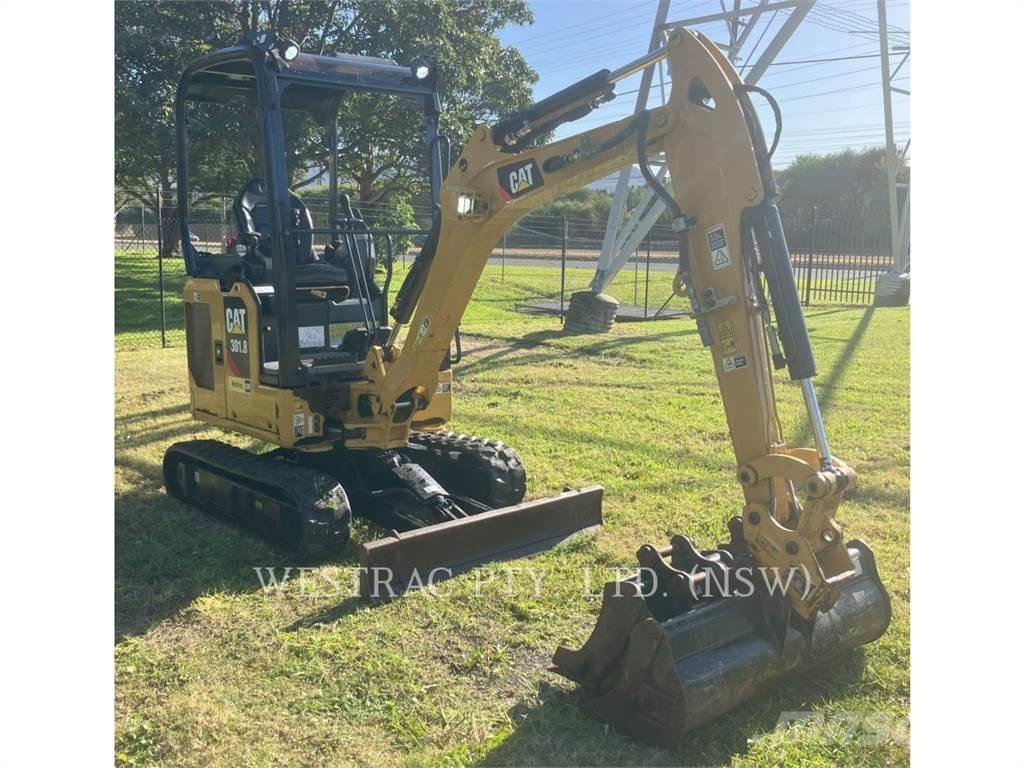 CAT 301.8 Pelle sur chenilles