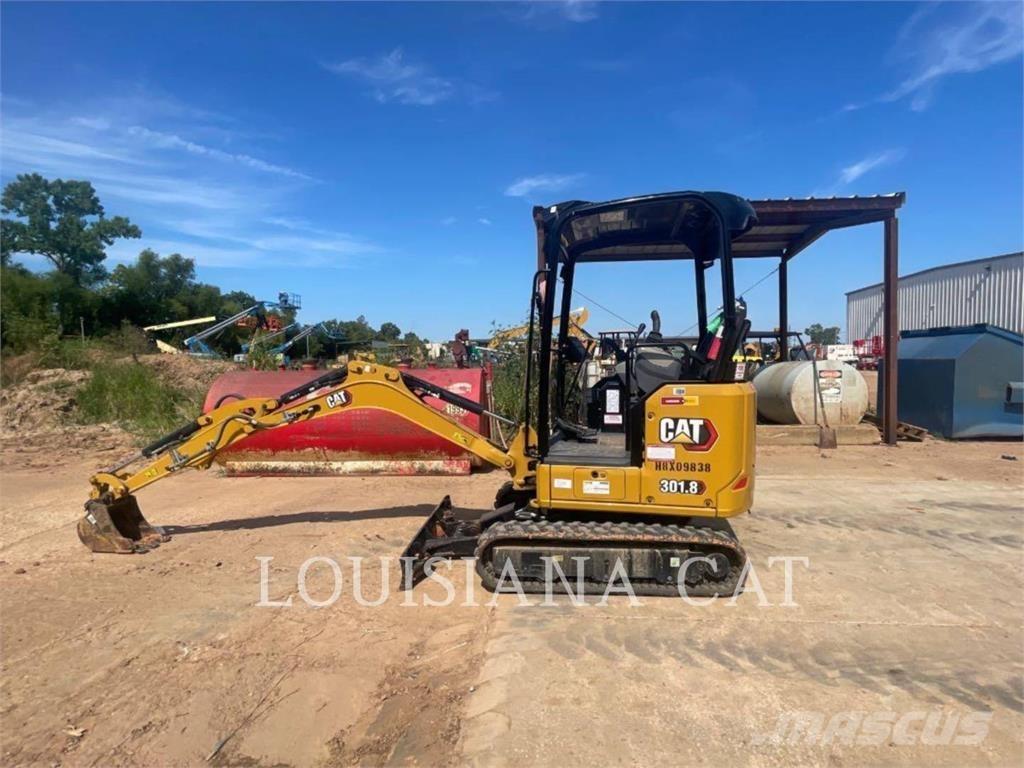 CAT 301.8 Mini pelle < 7t