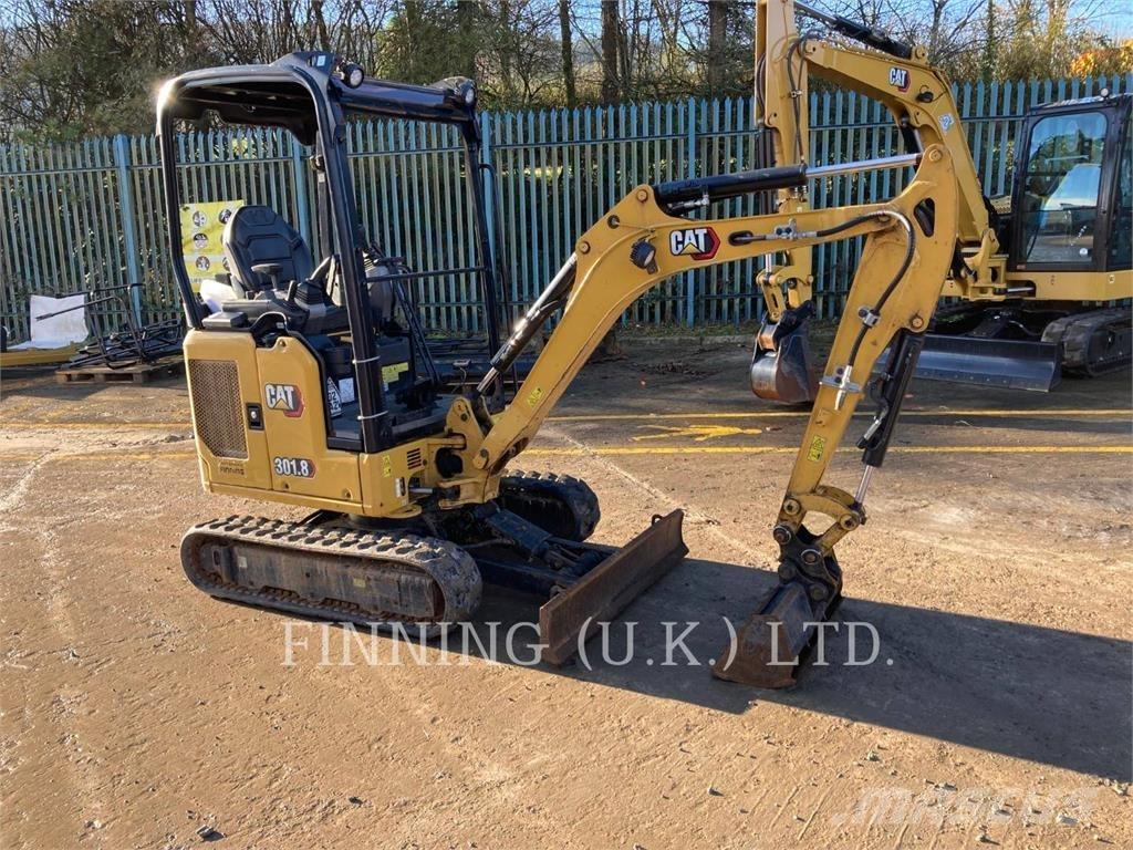 CAT 301.8 Pelle sur chenilles