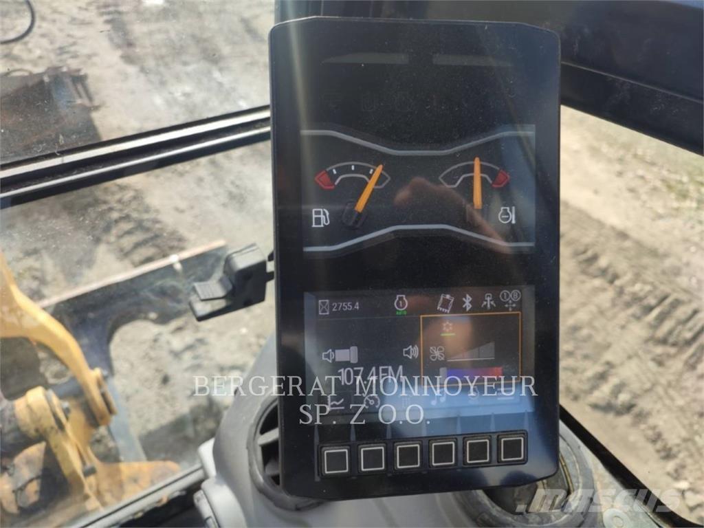 CAT 301.8 Pelle sur chenilles