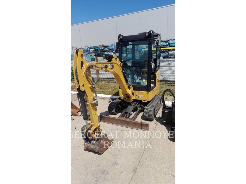 CAT 301.8-05 Pelle sur chenilles