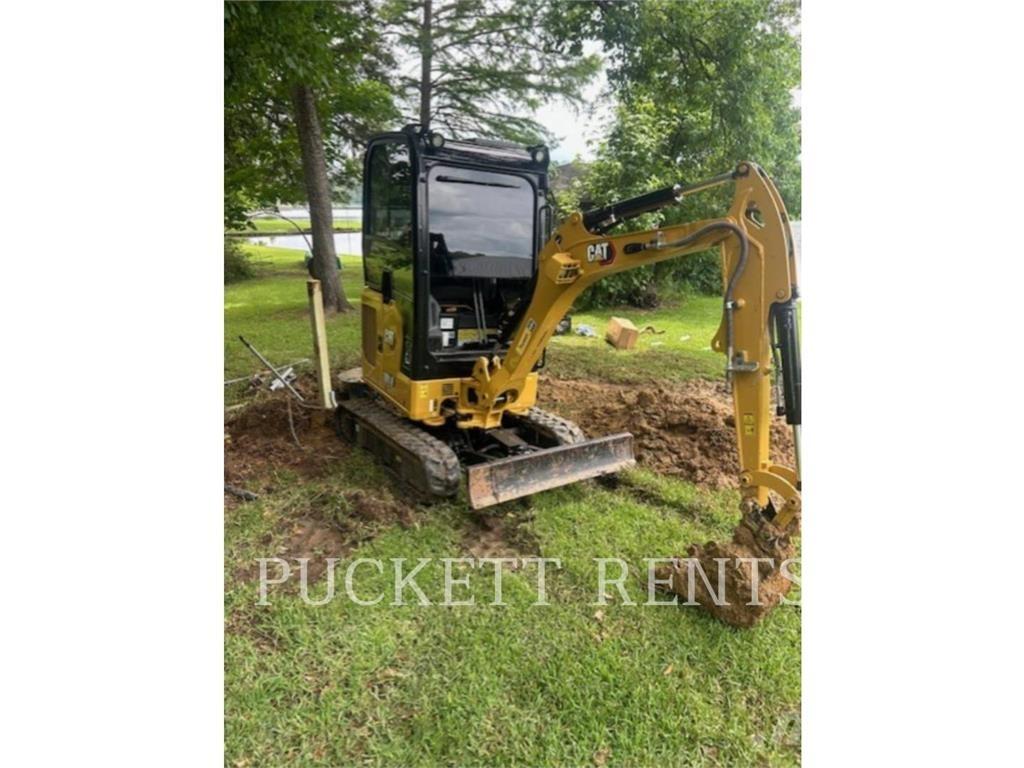 CAT 301.8-05 Pelle sur chenilles