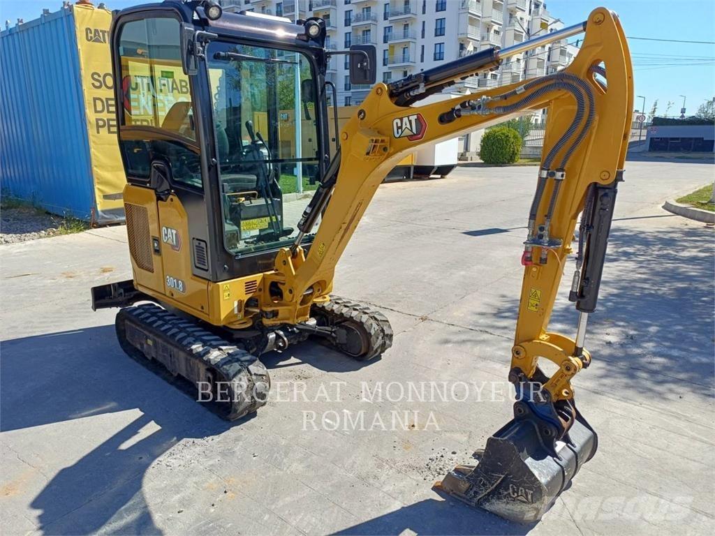 CAT 301.8-05 Pelle sur chenilles