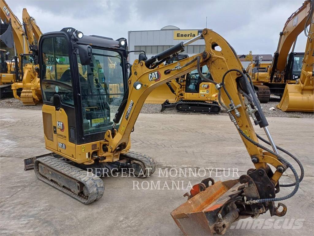 CAT 301.8-05 Pelle sur chenilles