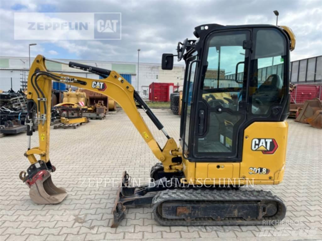 CAT 301.8-05A Pelle sur chenilles