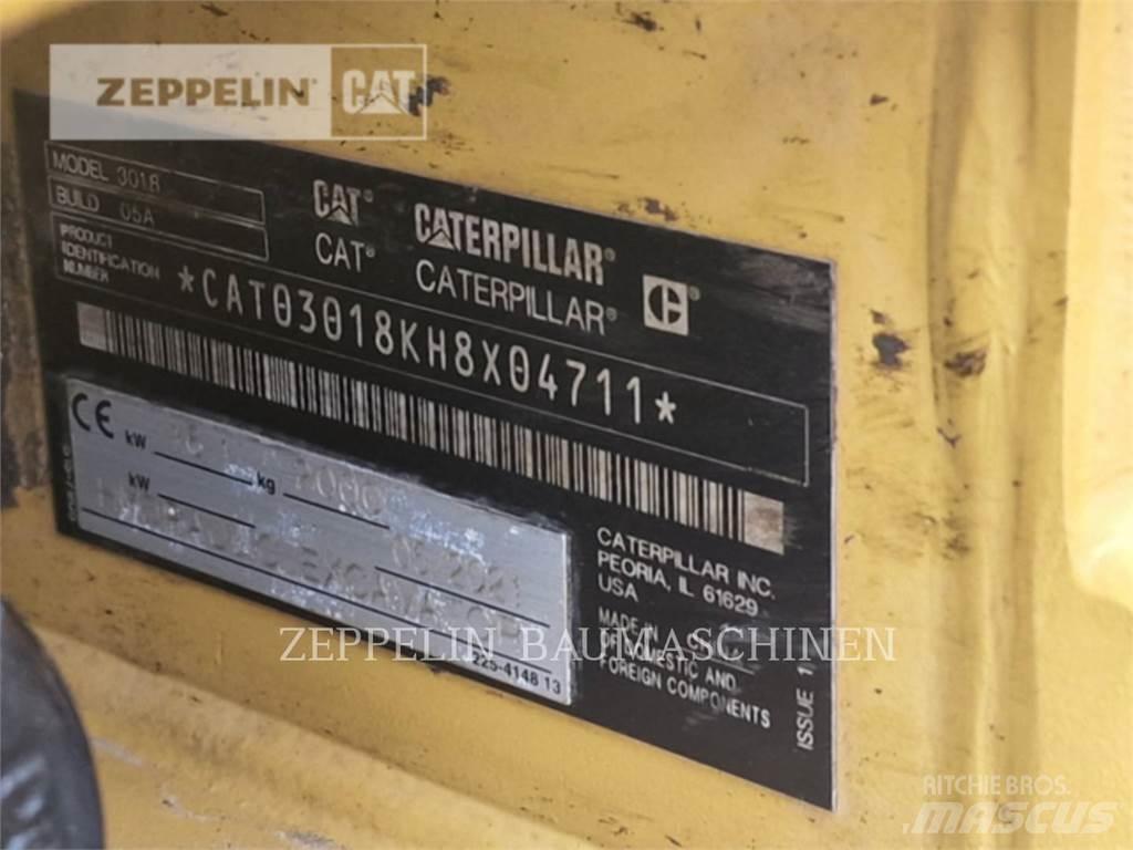 CAT 301.8-05A Pelle sur chenilles
