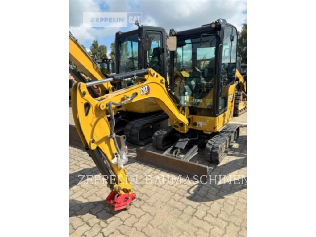CAT 301.8-05A Pelle sur chenilles