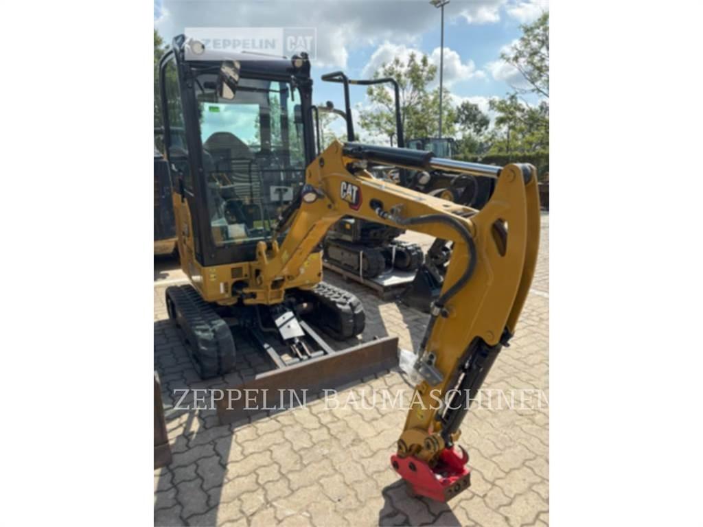 CAT 301.8-05A Pelle sur chenilles