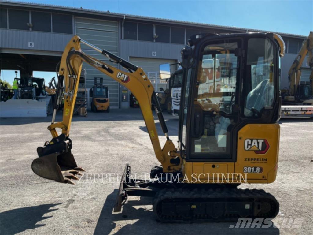 CAT 301.8-05A Pelle sur chenilles