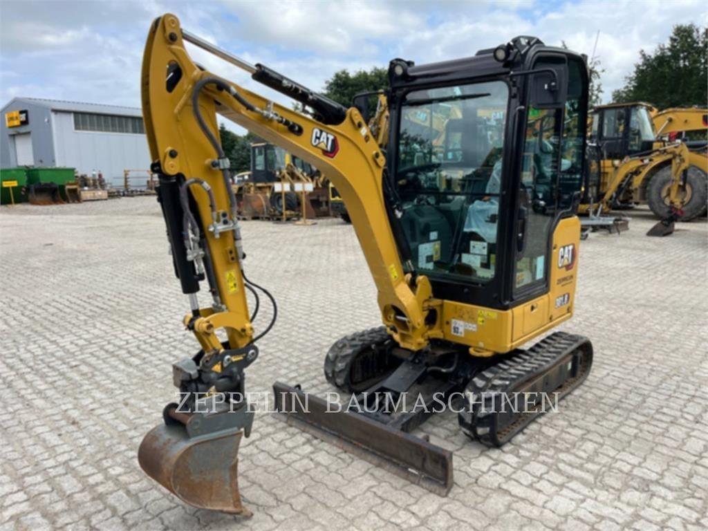 CAT 301.8-05A Pelle sur chenilles