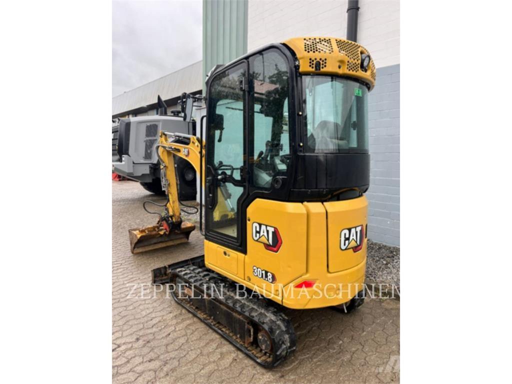 CAT 301.8-05A Pelle sur chenilles