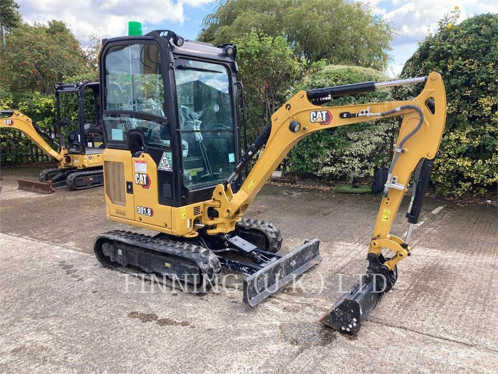 CAT 301.8-05A Pelle sur chenilles