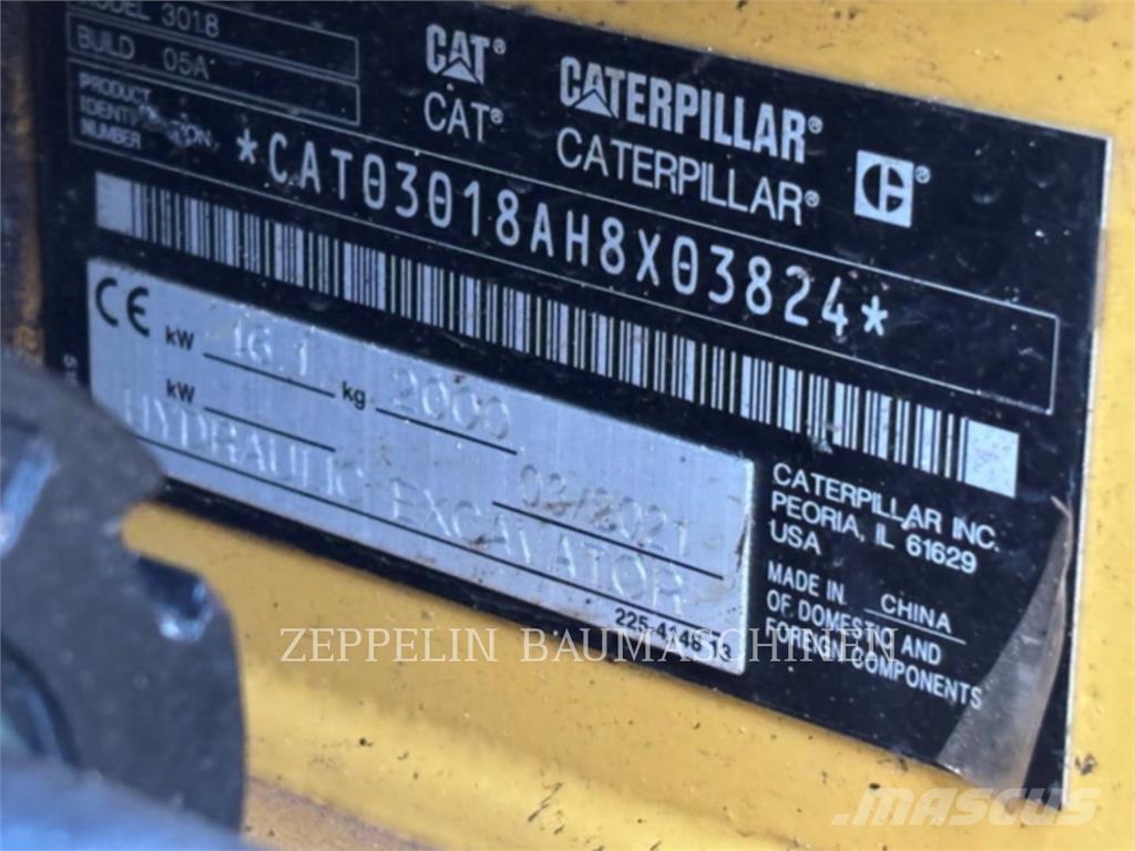 CAT 301.8-05A Pelle sur chenilles
