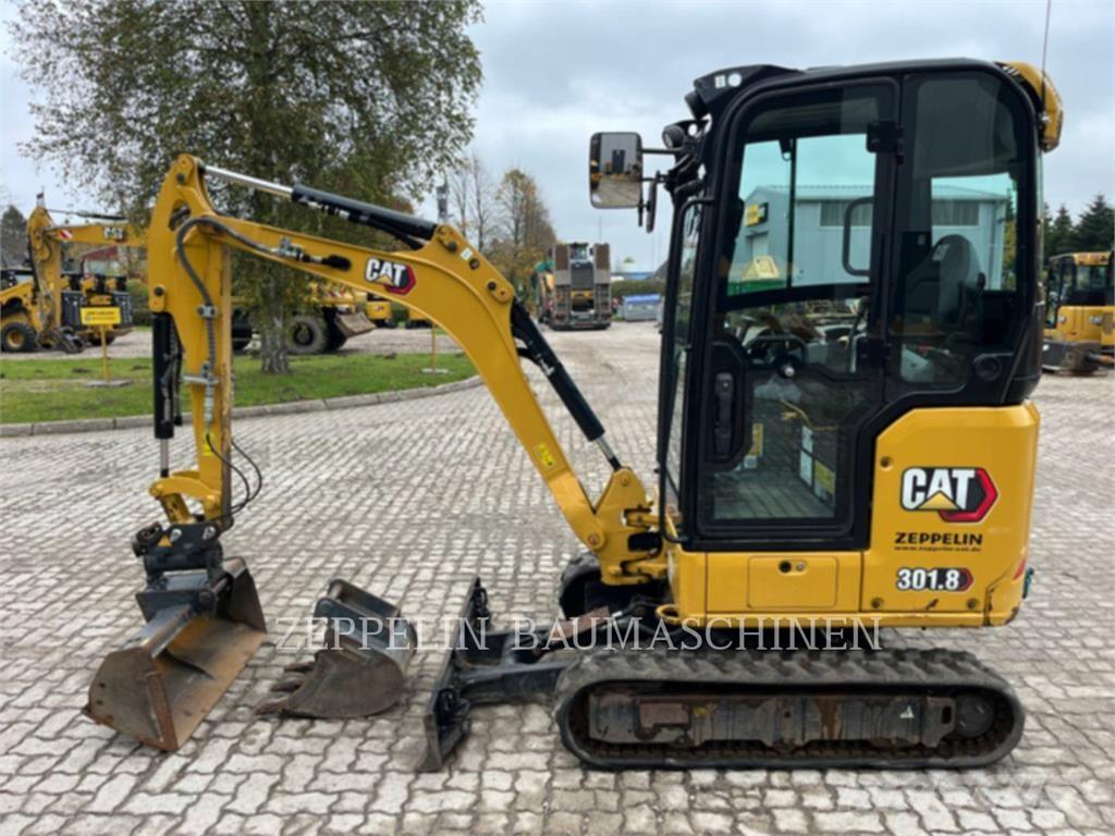 CAT 301.8-05A Pelle sur chenilles