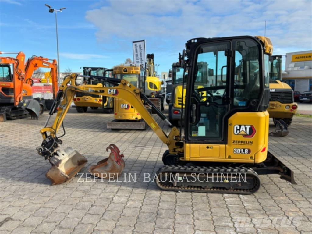CAT 301.8-05A Pelle sur chenilles
