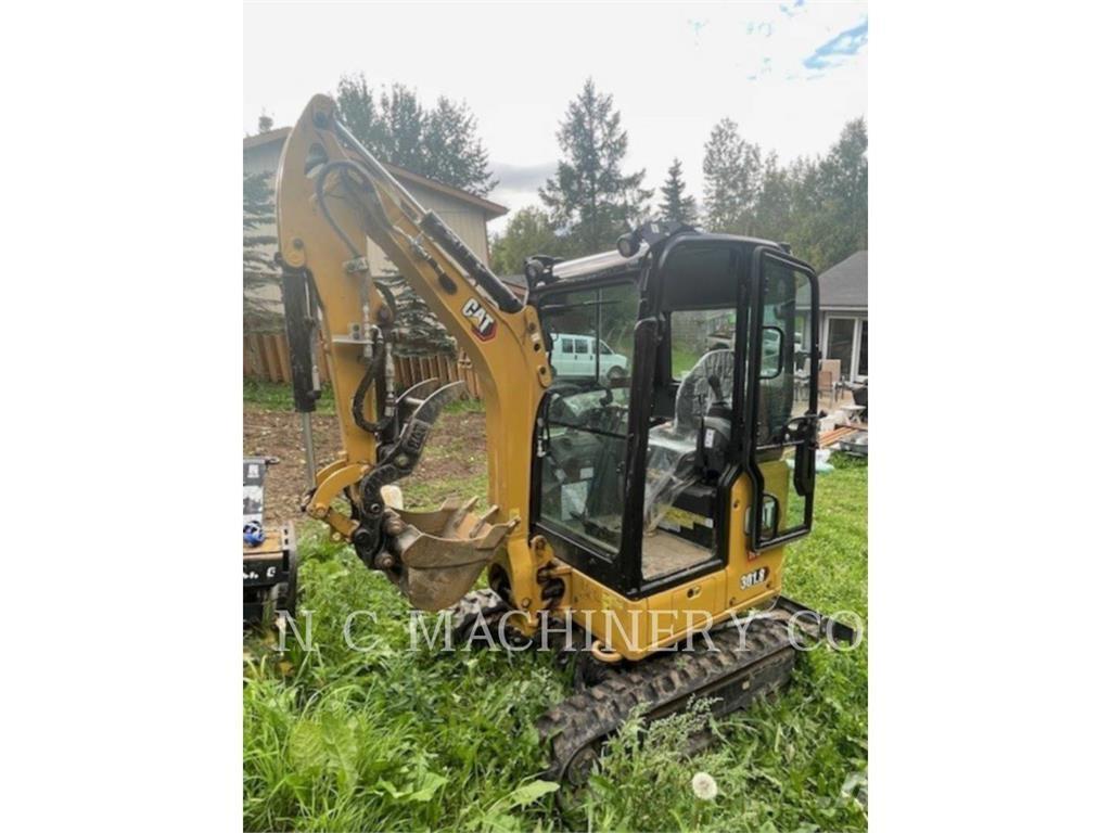 CAT 301.8 CRCB Pelle sur chenilles