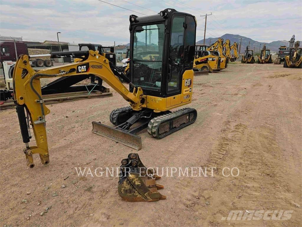 CAT 301.805 Pelle sur chenilles