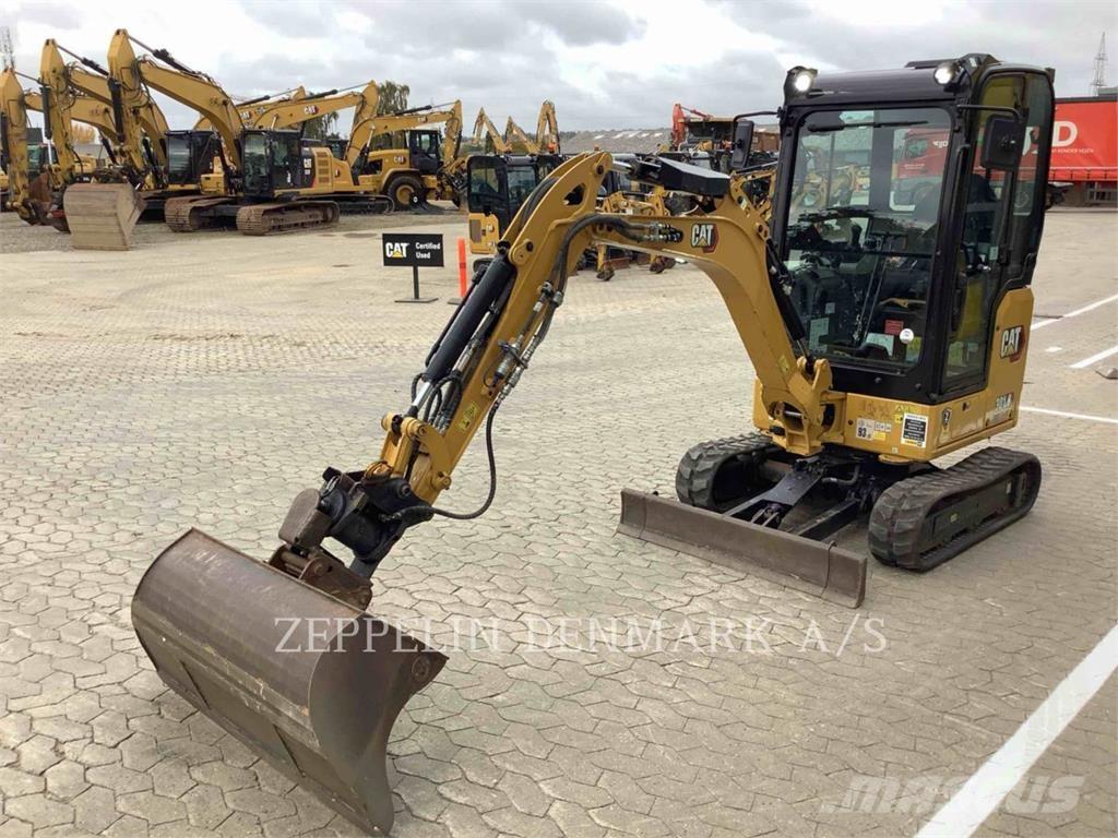 CAT 301.805 Pelle sur chenilles