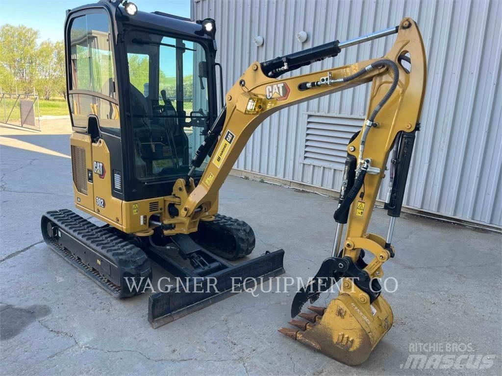 CAT 302 Pelle sur chenilles