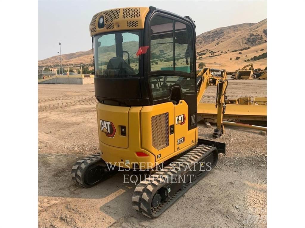 CAT 302 Pelle sur chenilles