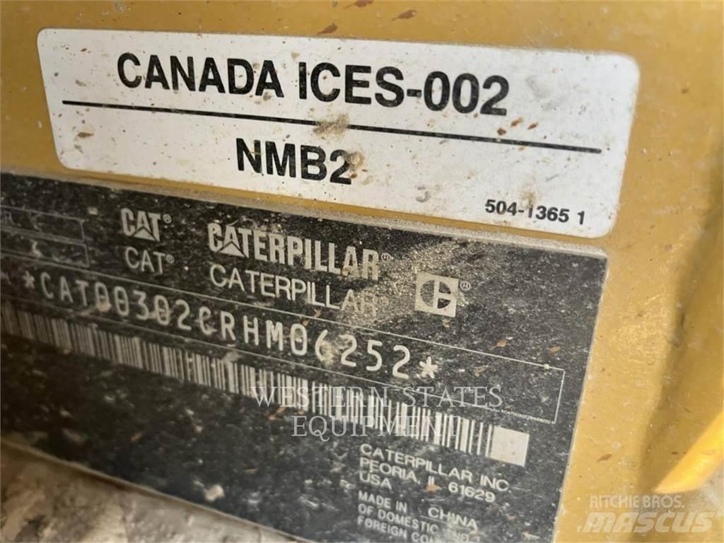 CAT 302 Pelle sur chenilles