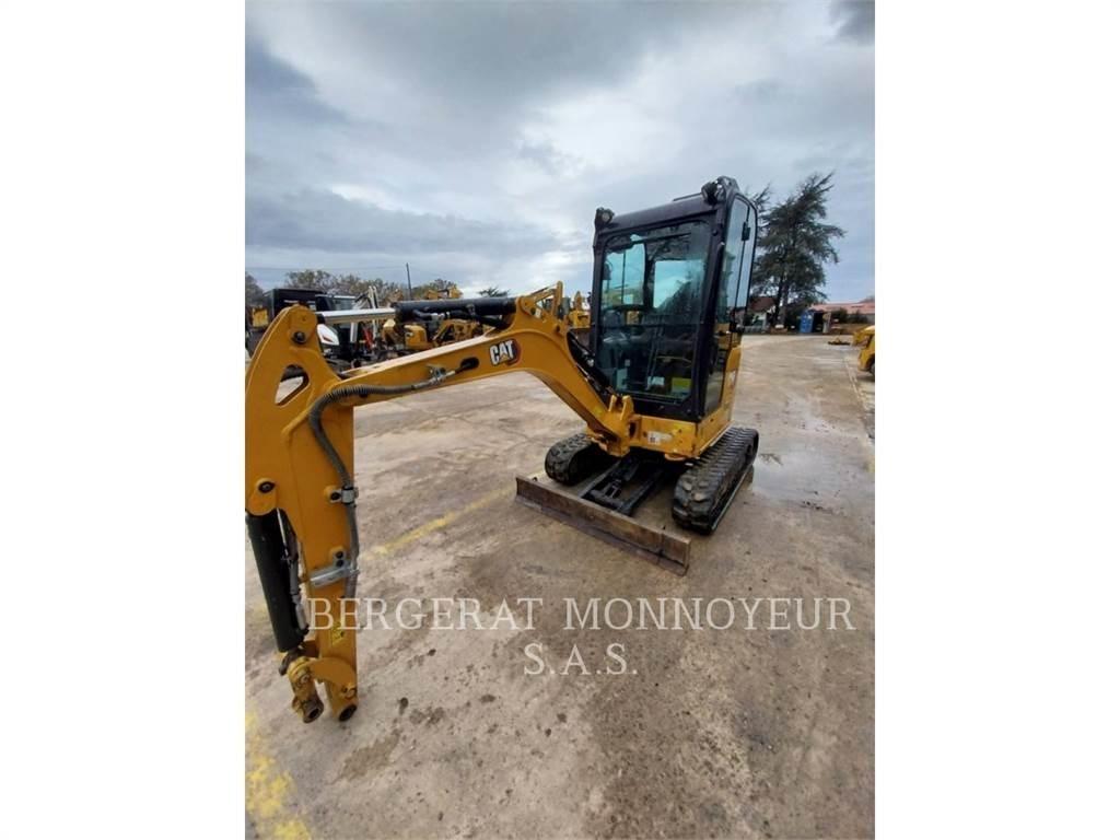 CAT 302 Pelle sur chenilles