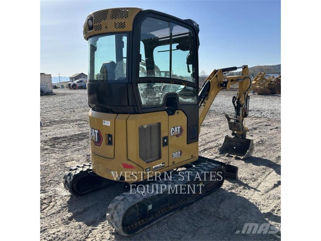 CAT 302 Pelle sur chenilles