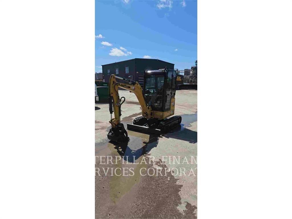 CAT 302 05A CR Pelle sur chenilles