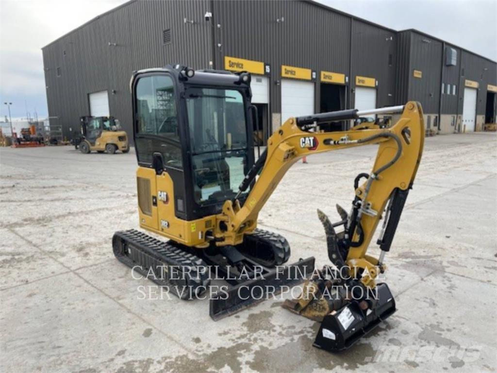 CAT 302 05A CR Pelle sur chenilles