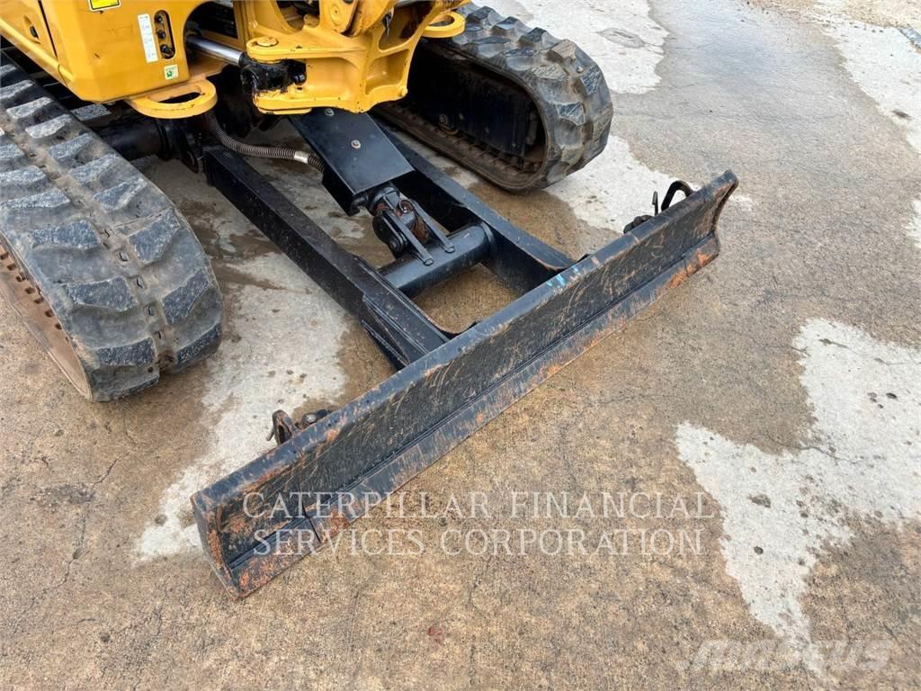 CAT 302-05CR Pelle sur chenilles