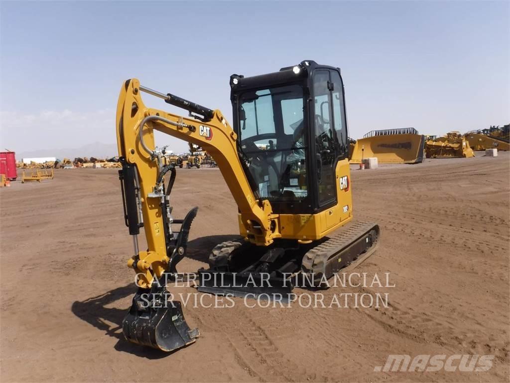 CAT 302-05CR Pelle sur chenilles