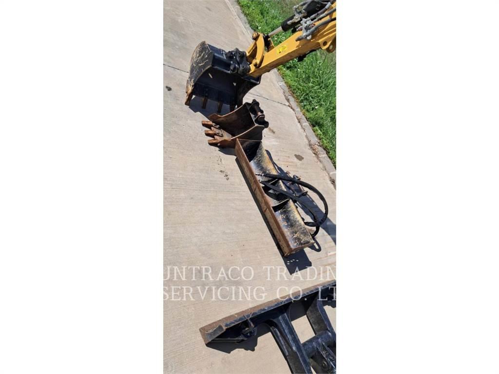 CAT 302-05CR Pelle sur chenilles