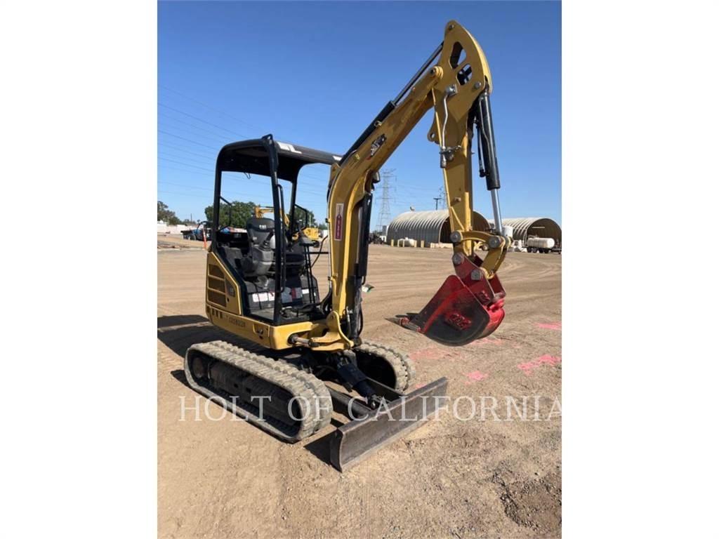 CAT 302.4 Pelle sur chenilles