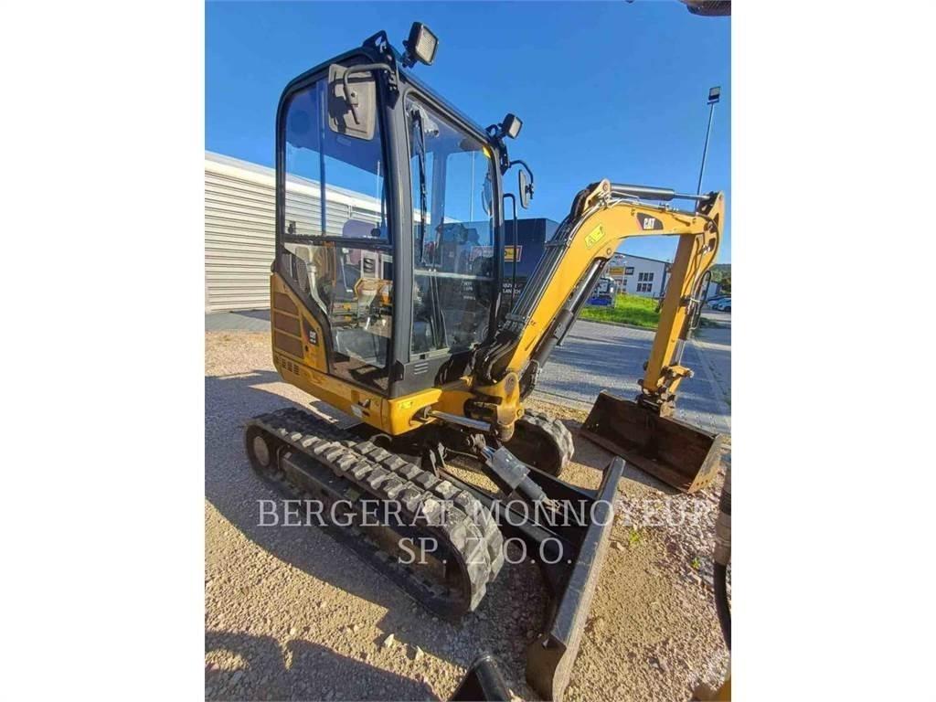 CAT 302.4D Pelle sur chenilles